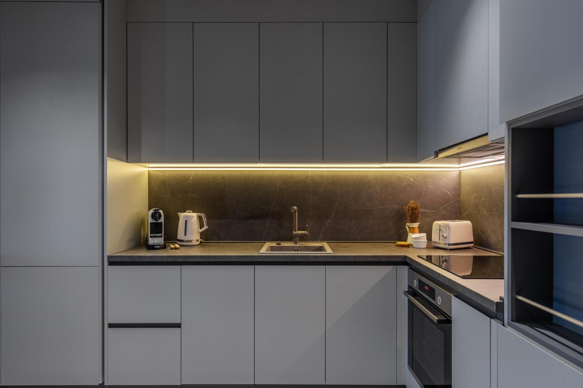 Urbanstay - Prime Location Designer *
