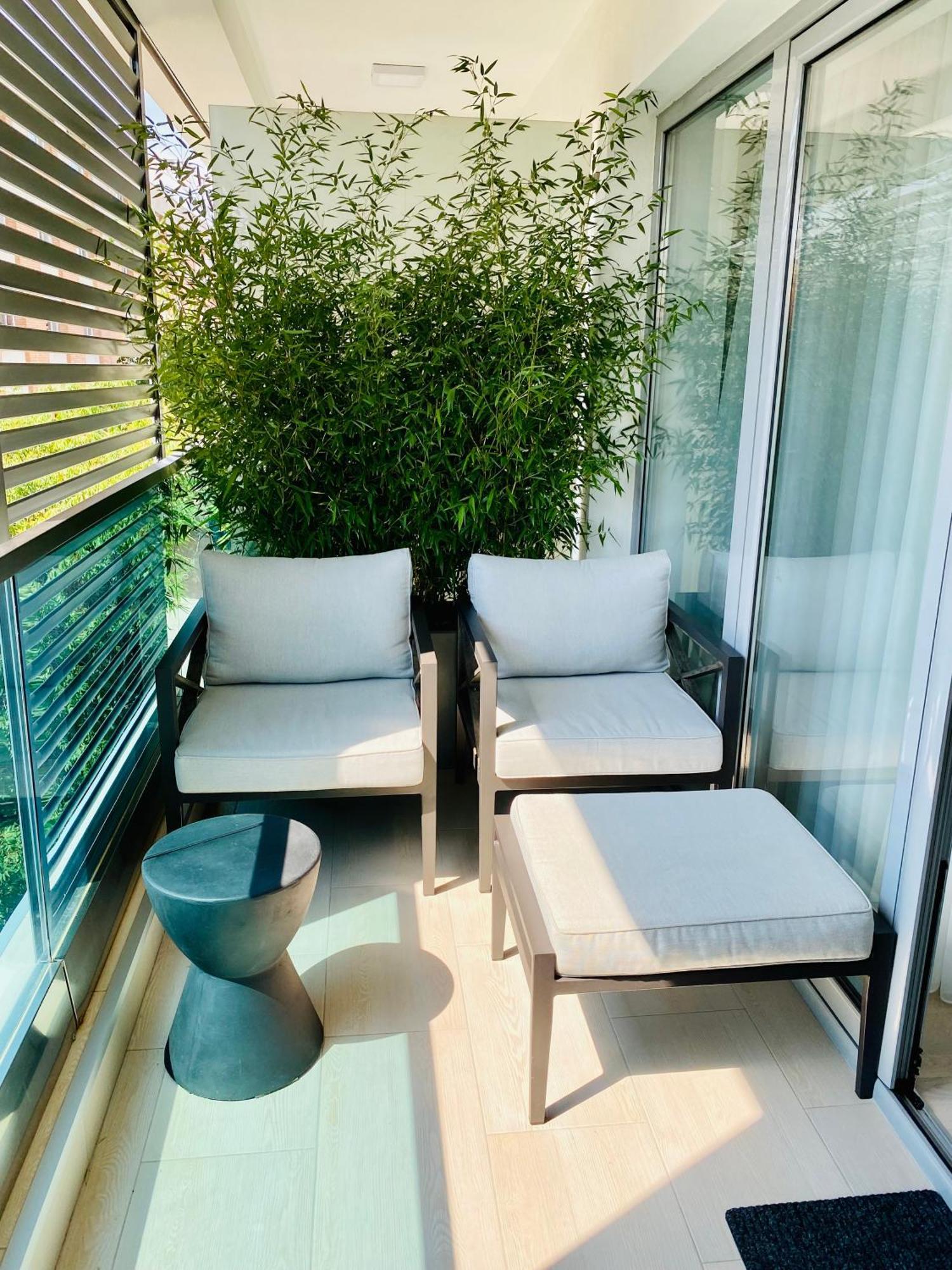 Urbanstay - Prime Location Designer Apartment *
