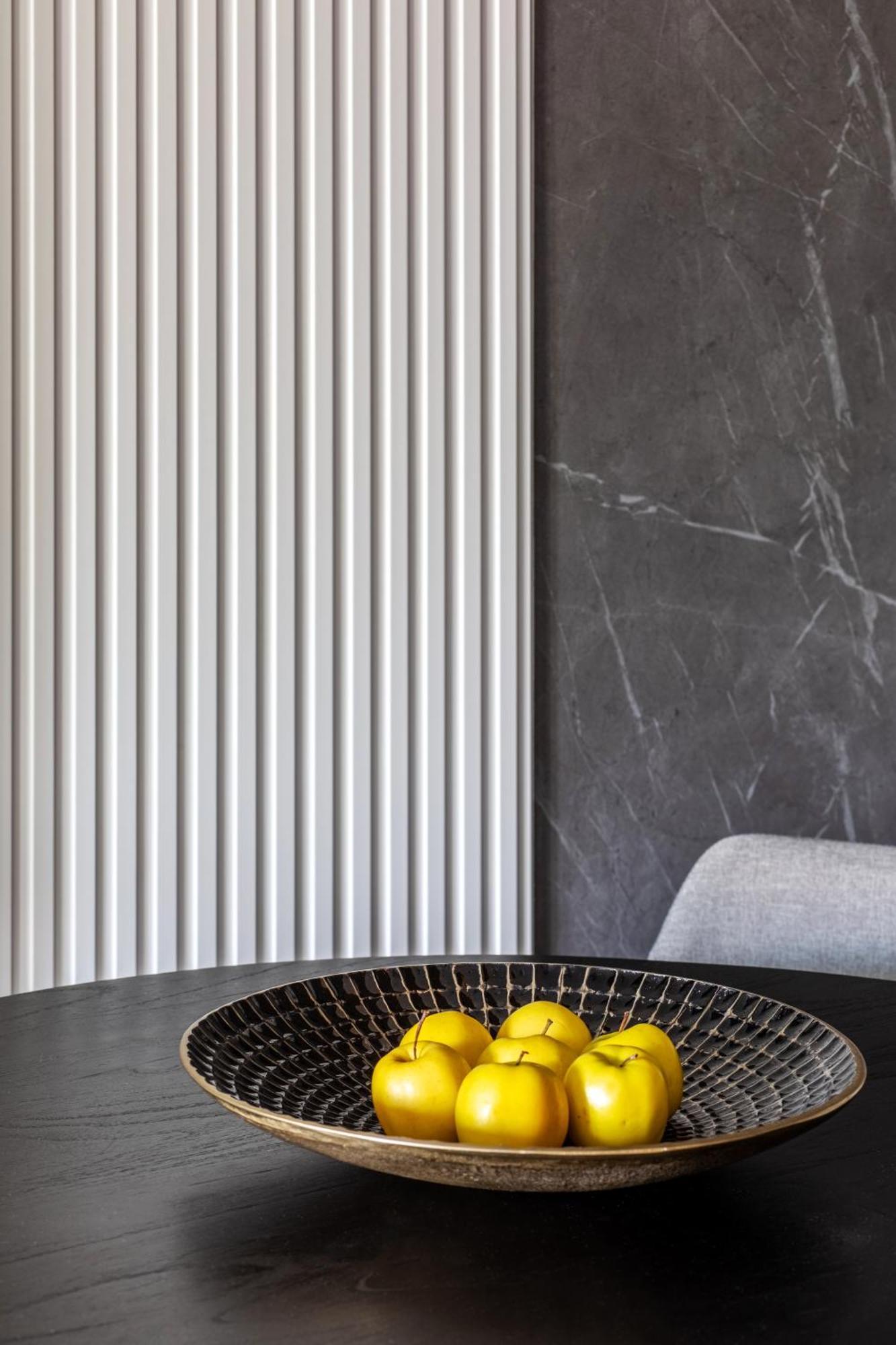Urbanstay - Prime Location Designer Apartment Bucharest
