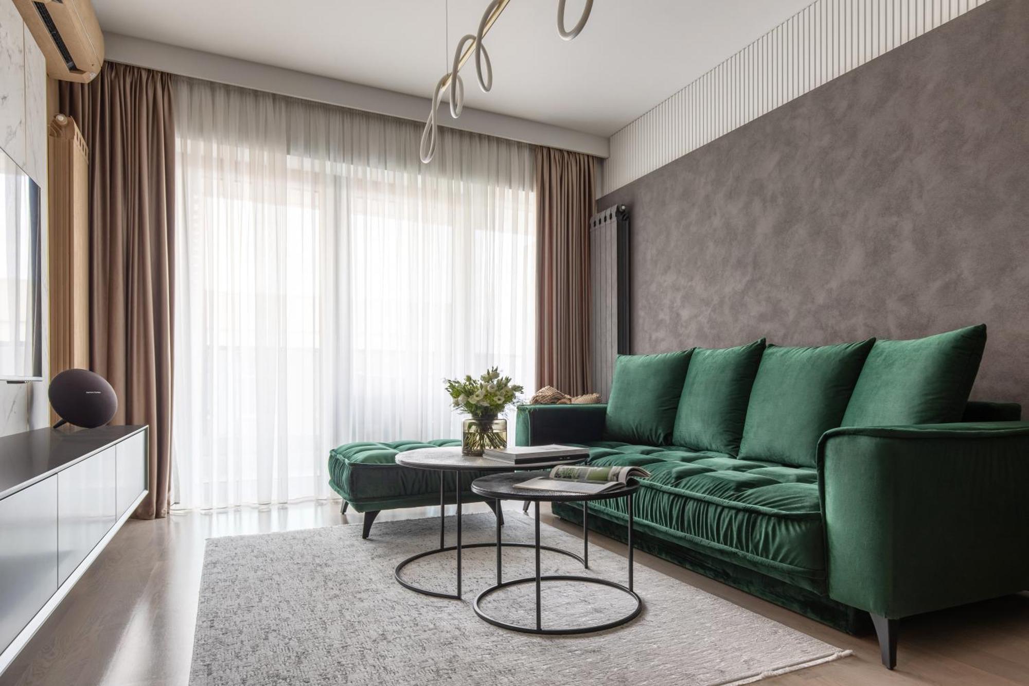 Urbanstay - Prime Location Designer
