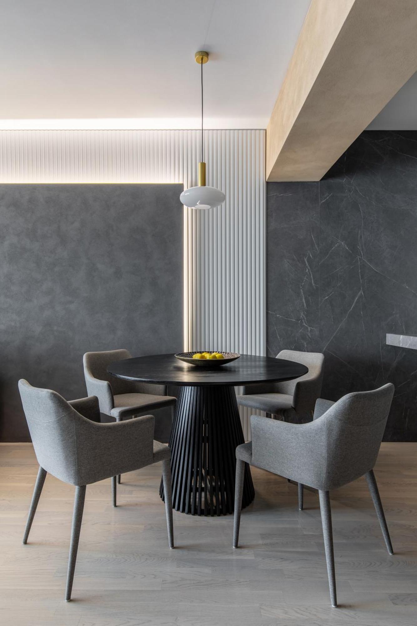 Urbanstay - Prime Location Designer Apartment