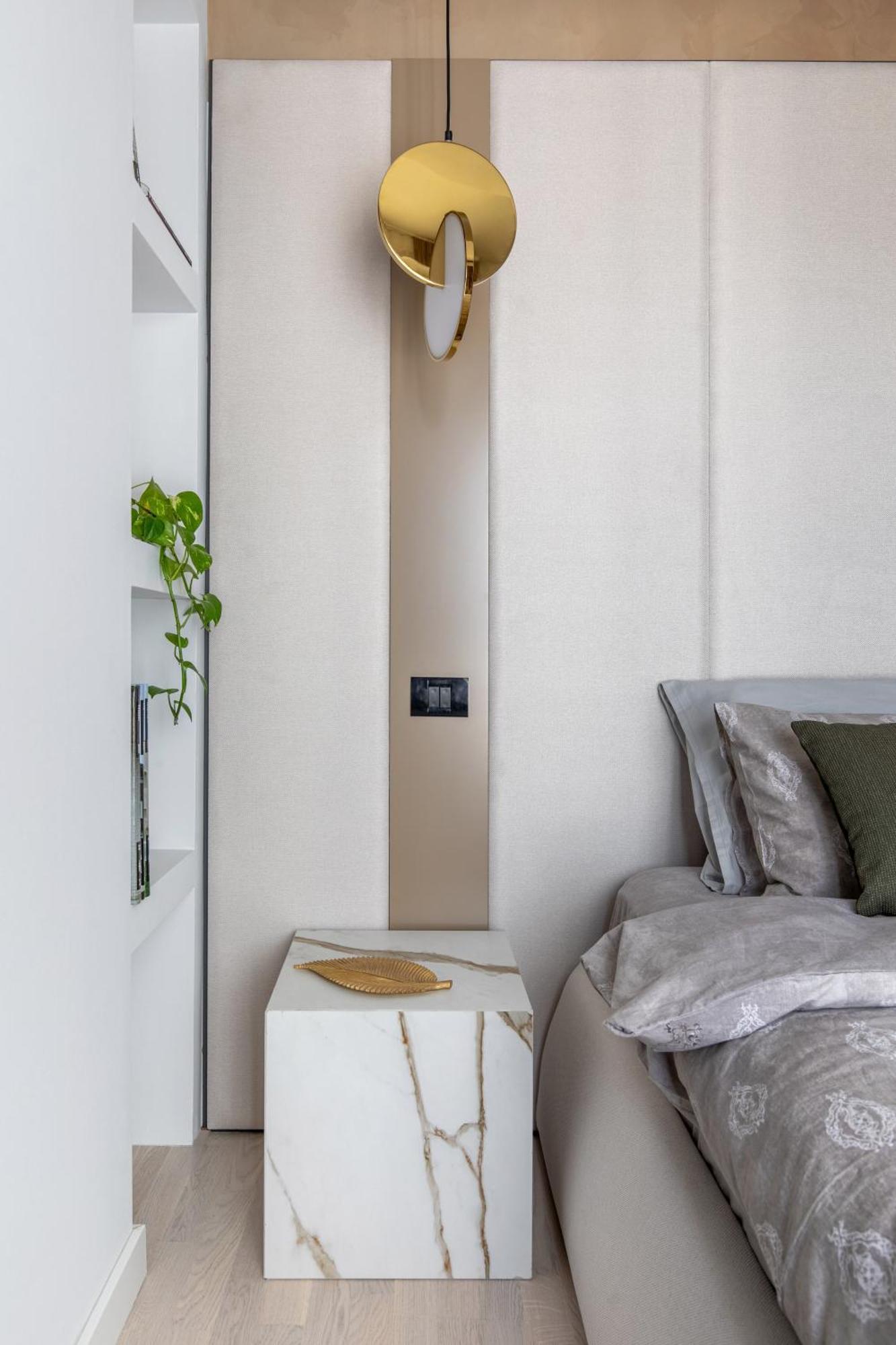 Urbanstay - Prime Location Designer Apartment *