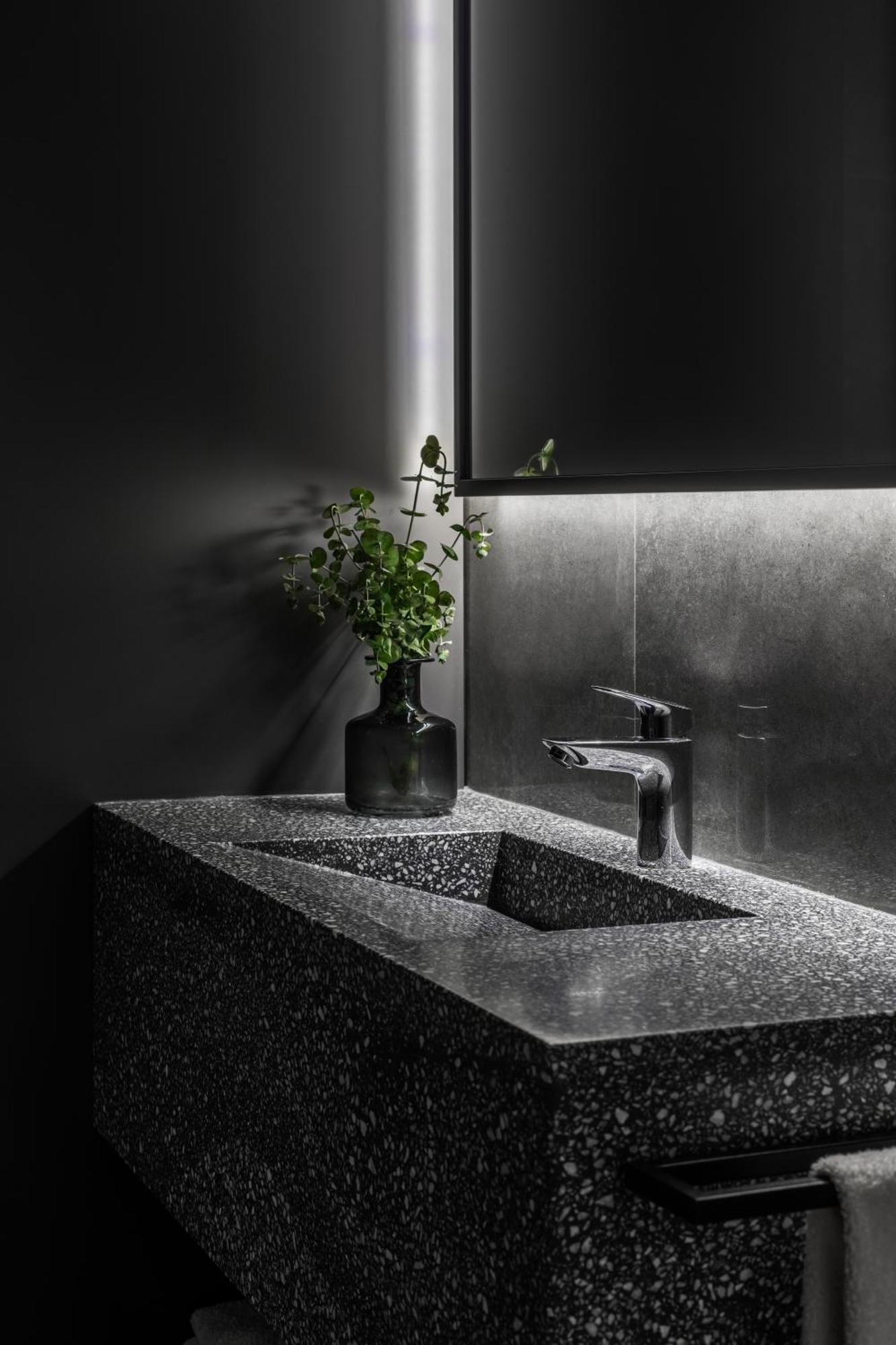 Urbanstay - Prime Location Designer
